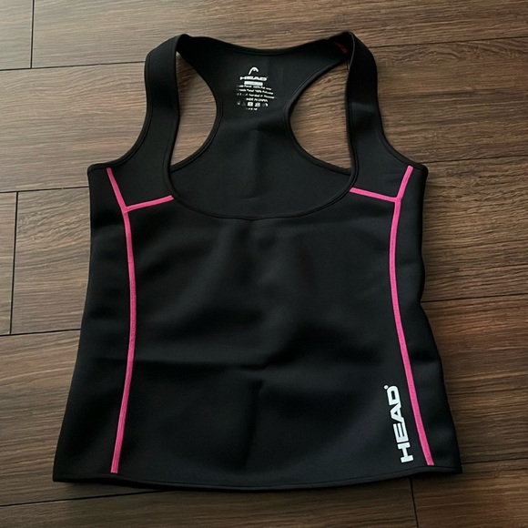 WORKOUT TOP - Picture 1 of 3